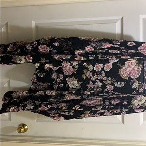 Floral short sleeved duster